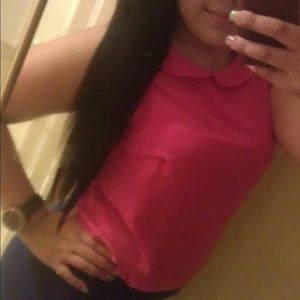 H&M DIVIDED RED BLOUSE W/ COLLAR AND BUTTONUP BACK